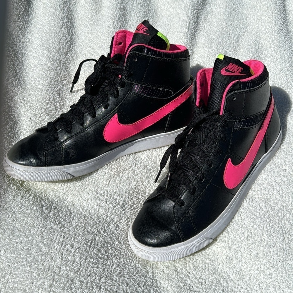 Nike sneakers - Picture 3 of 7